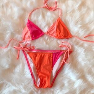 Victoria’s Secret color block bikini